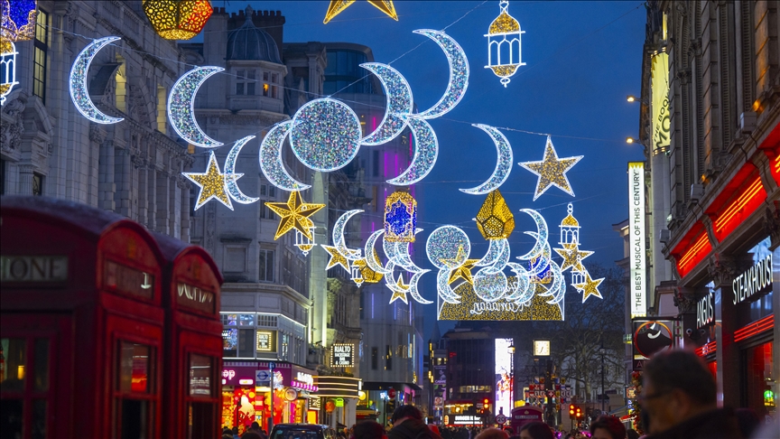 انگلستان ده بیر جاده رمضان آیی مناسبتی بیلن یارتیلدی