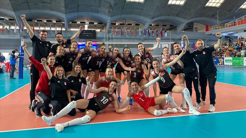 تیم ملی والیبال زنان ترکیه به فینال بازی‌های مدیترانه صعود کرد