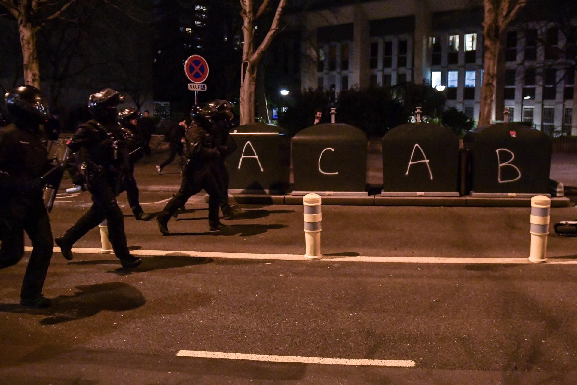 Իրանը քննադատել է Ֆրանսիայի ոստիկանության միջամտությունը