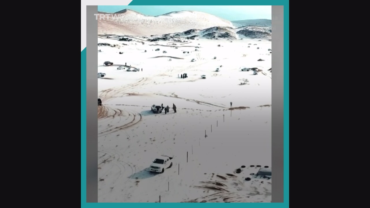 沙特沙丘被白雪覆盖