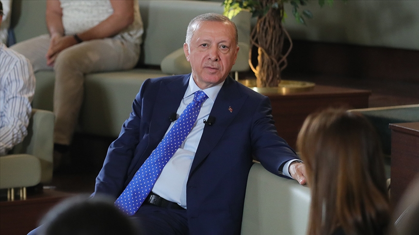 Эрдоган : "Керек болсо Россия керек болсо Украина менен тең салмактуу саясат жүргүзүп жатабыз"