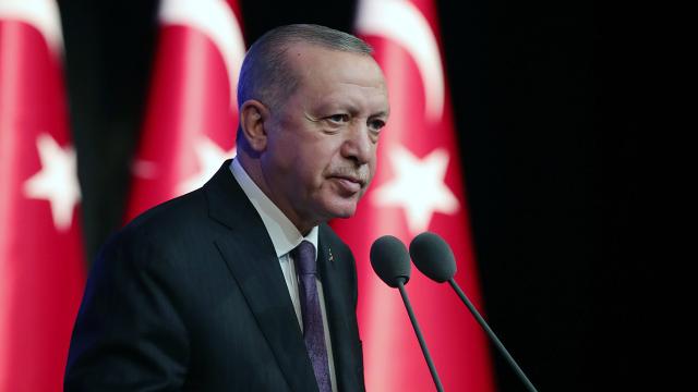 Ердоган: „Чекор по чекор напредуваме кон изградбата на голема и силна Турција“