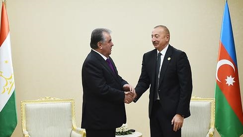 روسای جمهور تاجیکستان و آذربایجان تلفنی گفت‌وگوی کردند