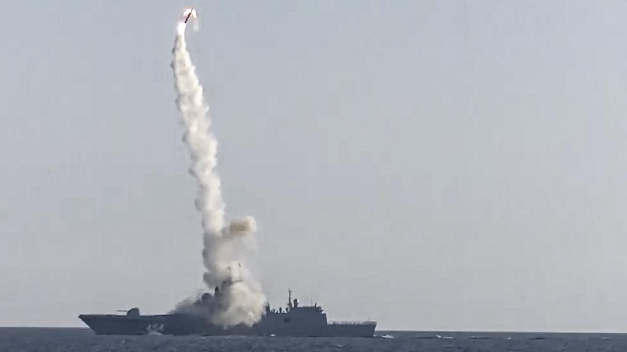 Россия  гипер үндүү "Циркон" ракетасын сынады
