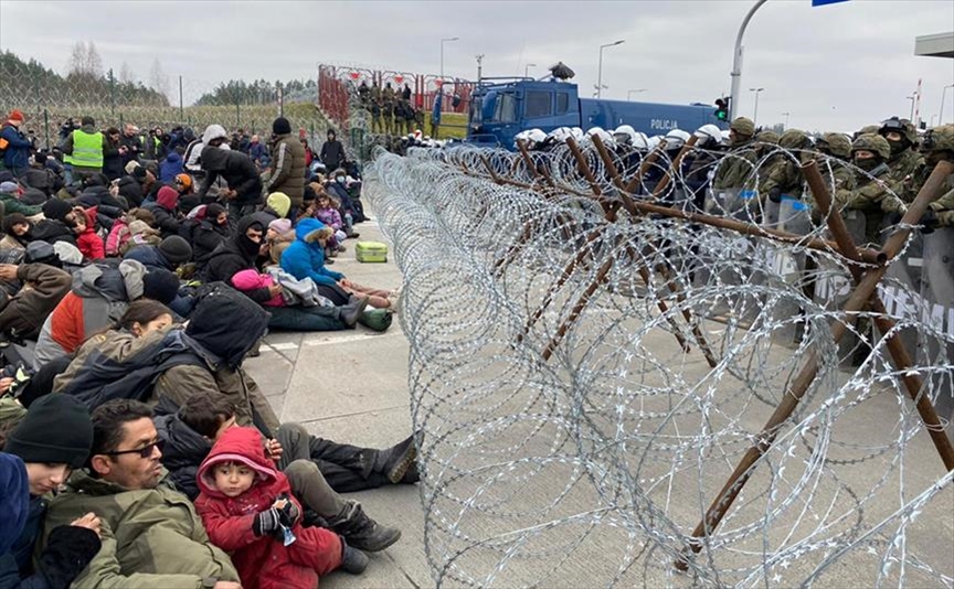 Polonia construye un muro en la frontera con Bielorussia por la crisis migratoria