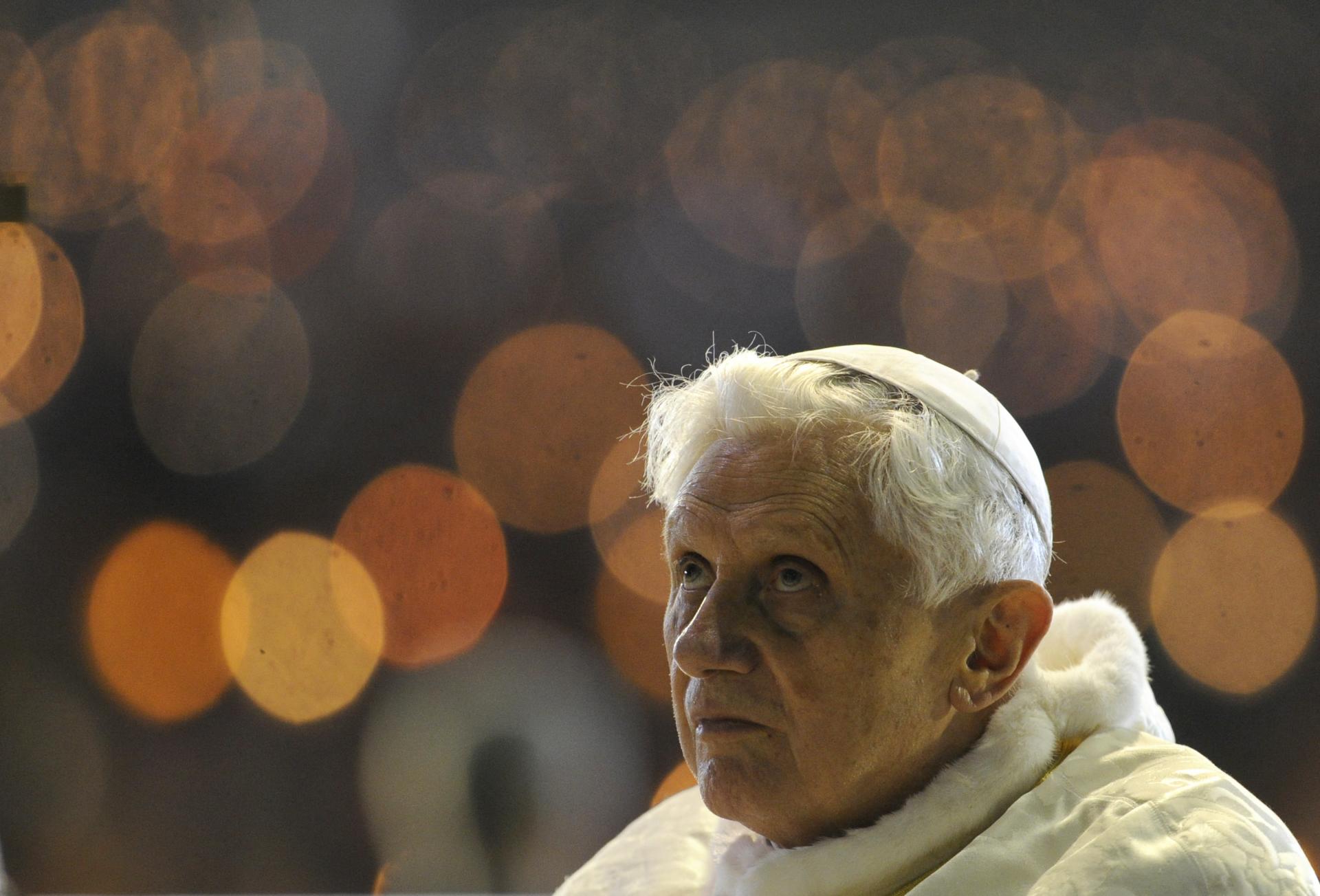 Abus sexuel dans l’Eglise : le pape Benoît XVI revient sur sa déclaration et demande pardon