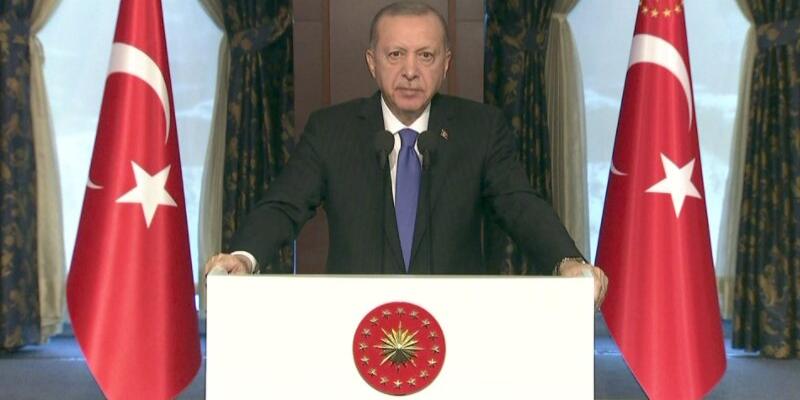 Эрдоган Кызылжахамам-Черкеш туннелинин ачылыш аземине катышты