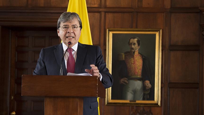 Muere por COVID-19 el ministro de Defensa de Colombia, Carlos Holmes Trujillo