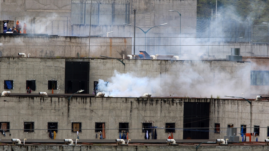 در جریان شورش در زندان‌های اکوادور 67 تن کشته شدند