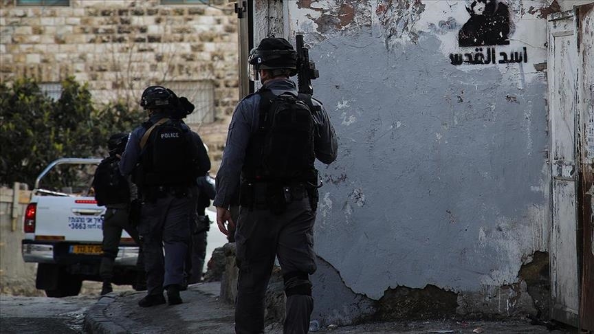 以色列警方拘留一名巴勒斯坦男孩
