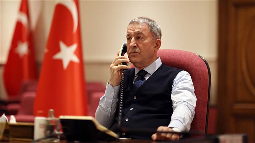 گفت‌وگوی تلفنی وزیر دفاع ملی ترکیه و وزیر زیرساخت‌ اوکراین