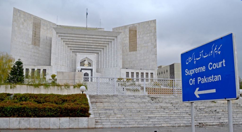 پی ٹی آئی کا پنجاب الیکشن ملتوی کرنے کا فیصلہ سپریم کورٹ میں چیلنج کرنے کا اعلان