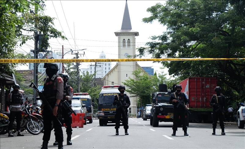 Indonezi – Sulm kamikaz në një kishë katolike, të paktën 14 të plagosur