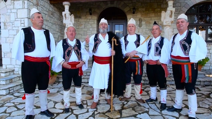 阿尔巴尼亚一乐队创作《总统埃尔多安之歌》