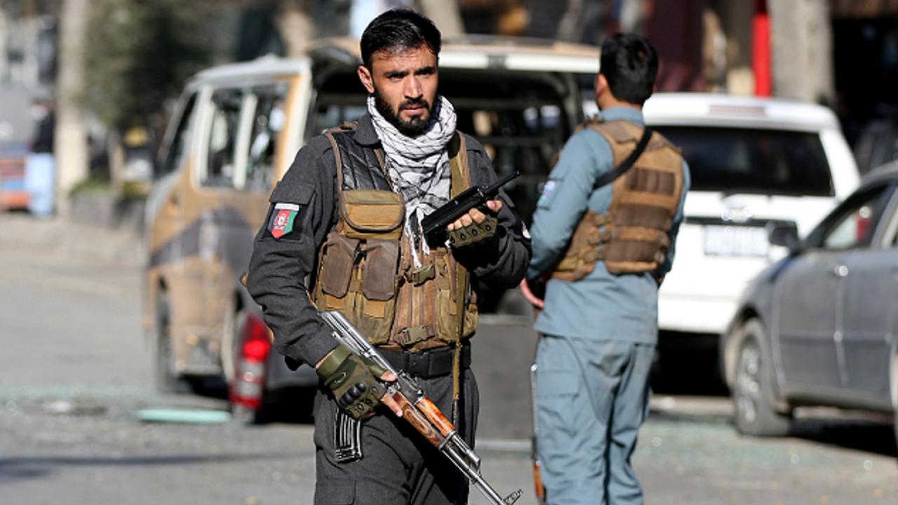 افغانستان: سڑک کنارے نصب بم حملہ،5 افراد ہلاک