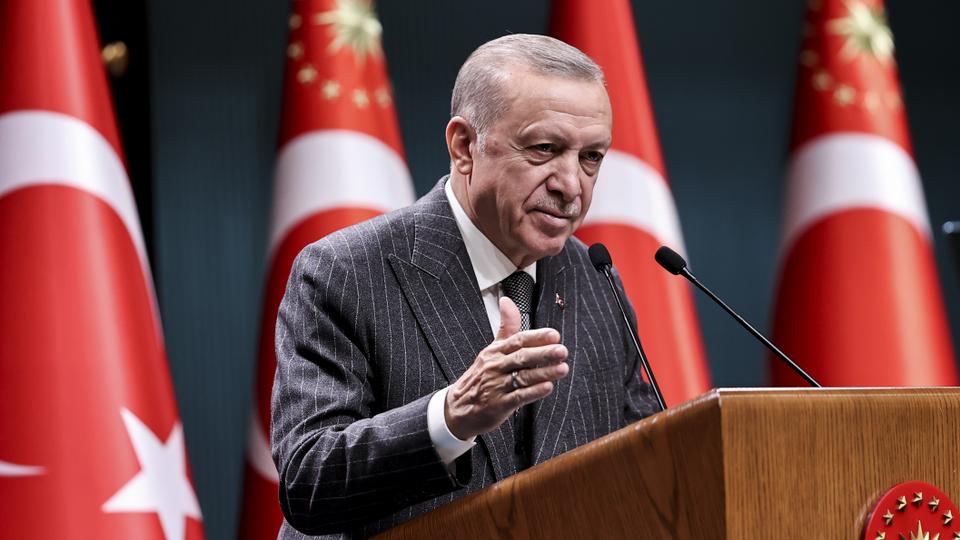 Erdogan: "Türkiye no se abstendrá de defender sus derechos e intereses contra Grecia"