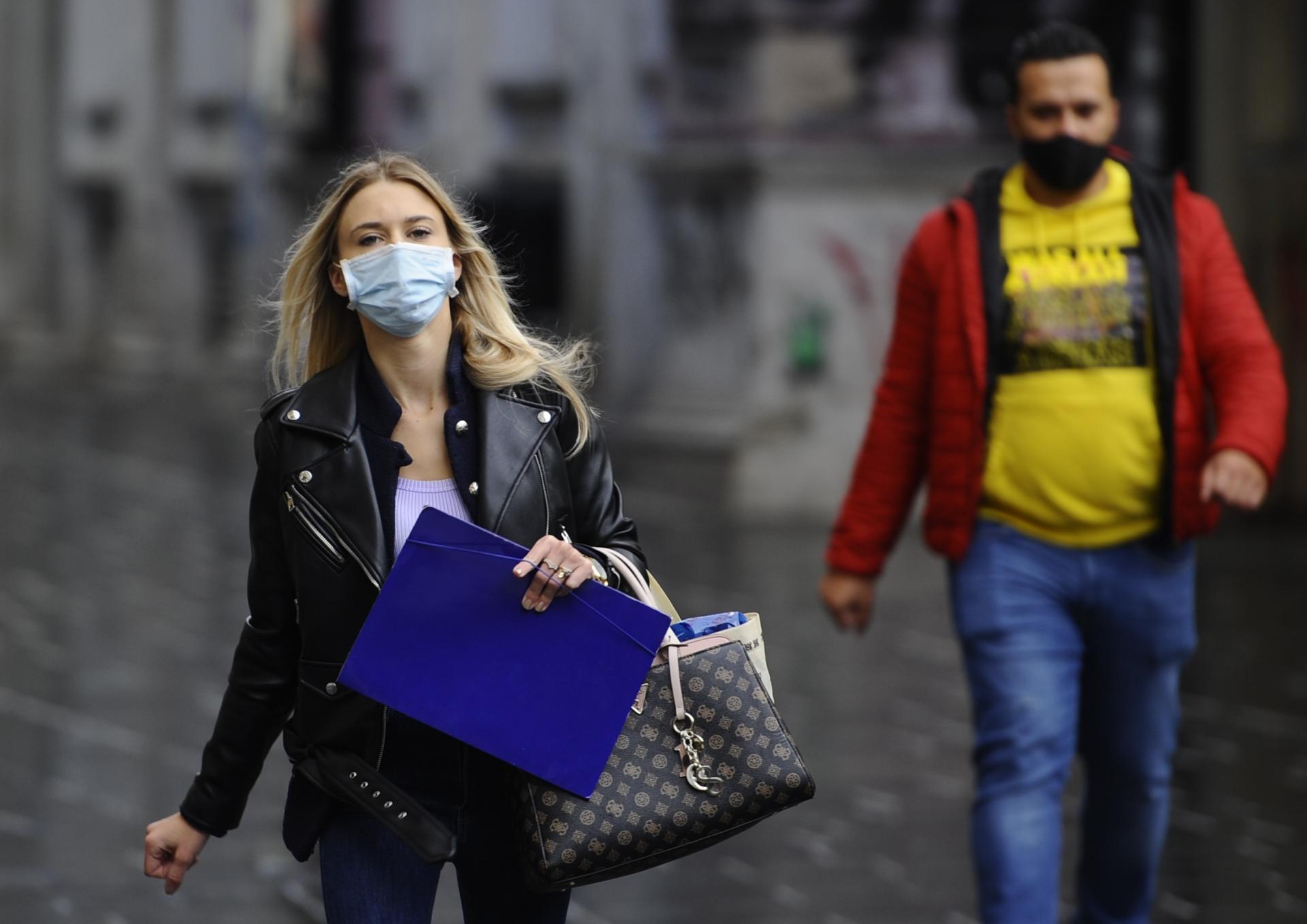 BiH: Registrovano 1.965 novozaraženih koronavirusom, preminulo još 77 osoba