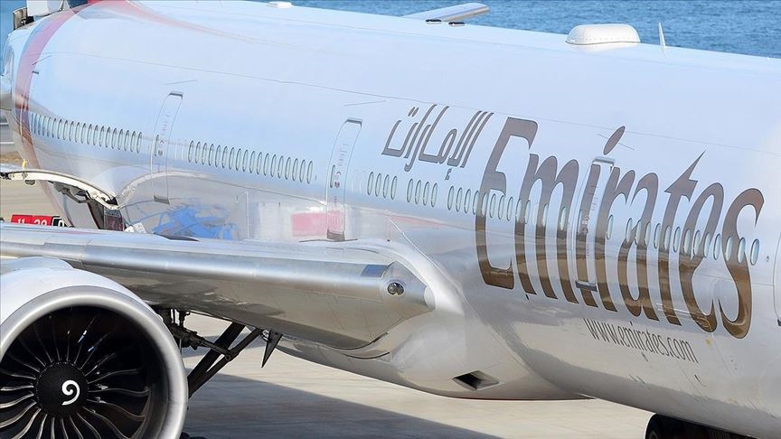 La compagnia aerea Emirates sospende i voli per gli Stati Uniti