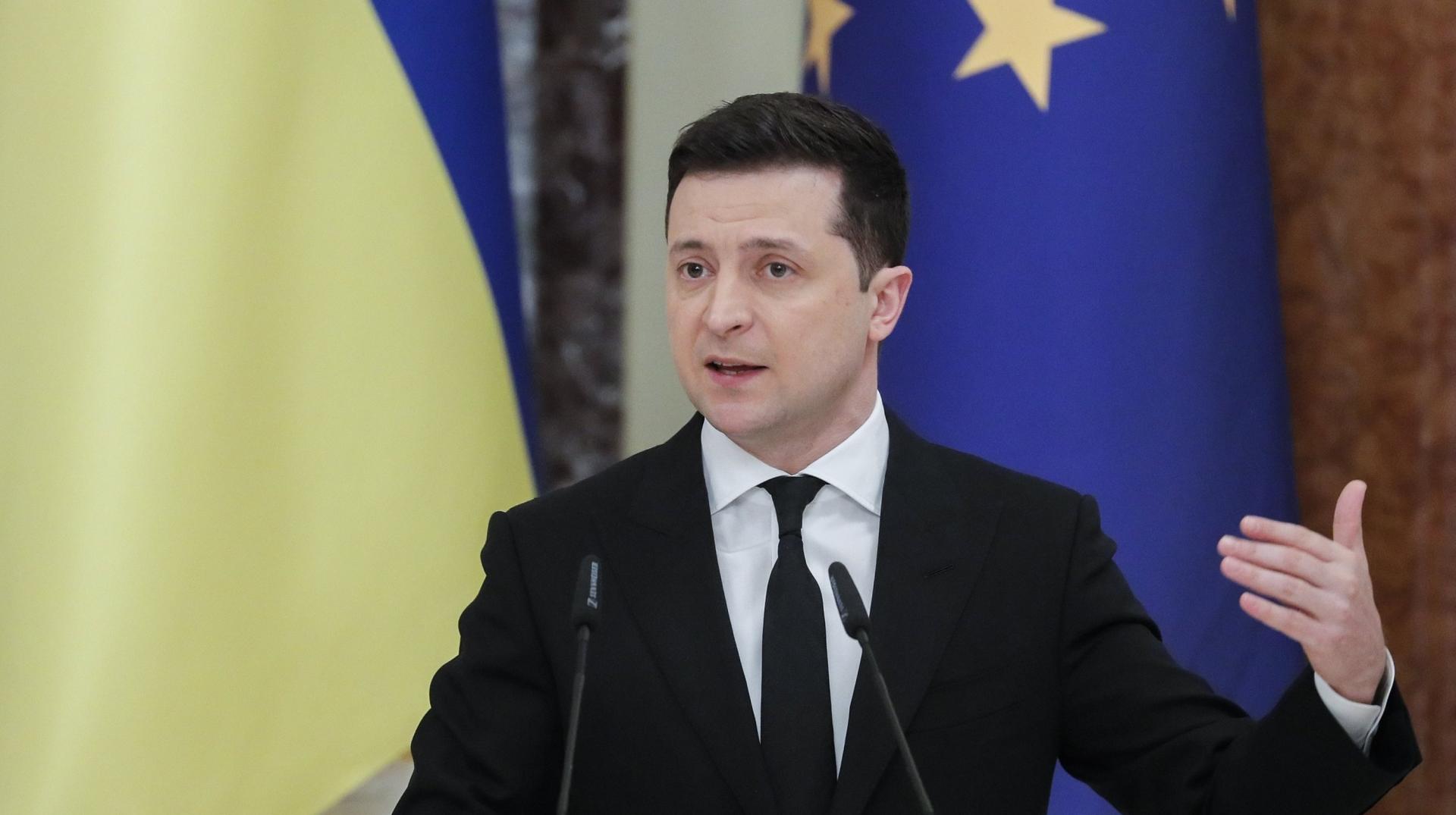 Külföldi csapatok beengedéséről törvénytervezetet terjesztett a parlament elé Zelenszkij