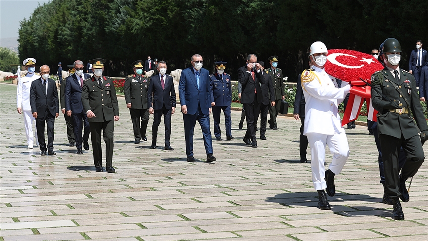 エルドアン大統領と高等軍事評議会議員がアタチュルク廟を訪問 Turkiye Nin Haber Kaynagi