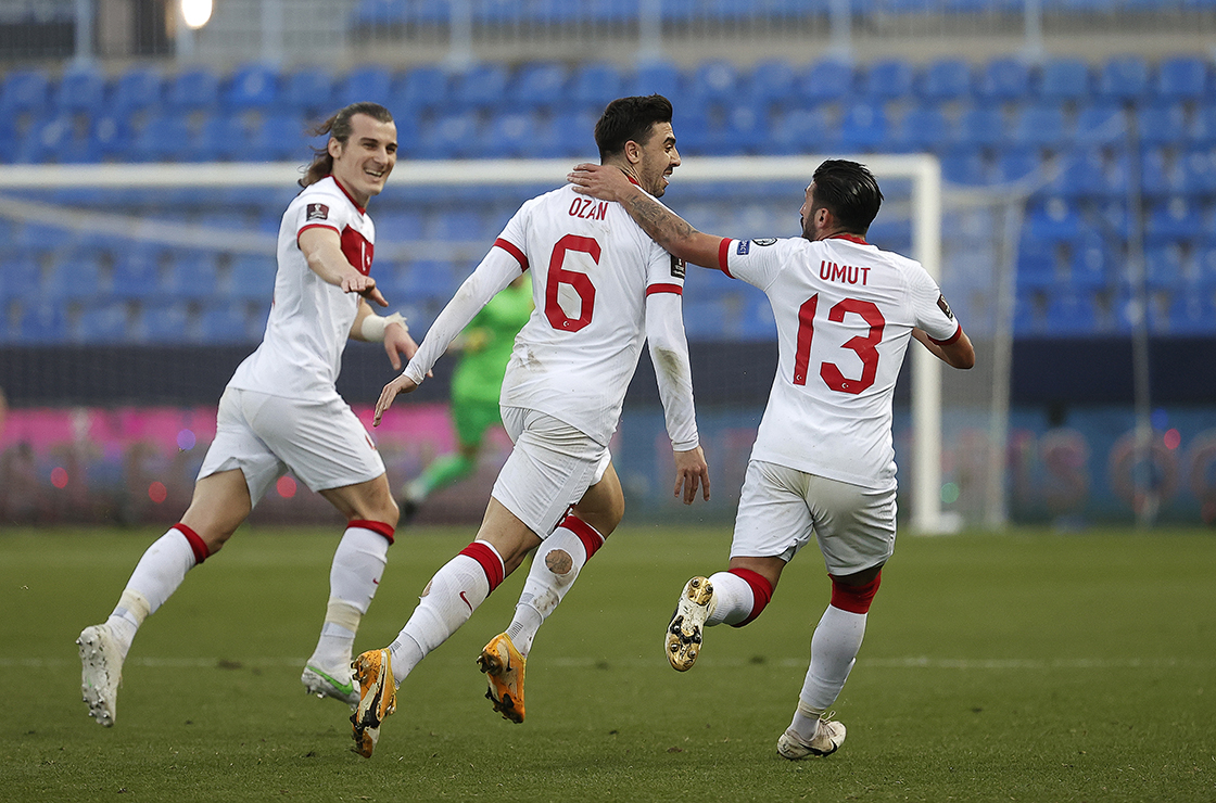 Турција во квалификациите за Светскиот куп 2022 ја победи Норвешка со убедлив резултат од 3:0