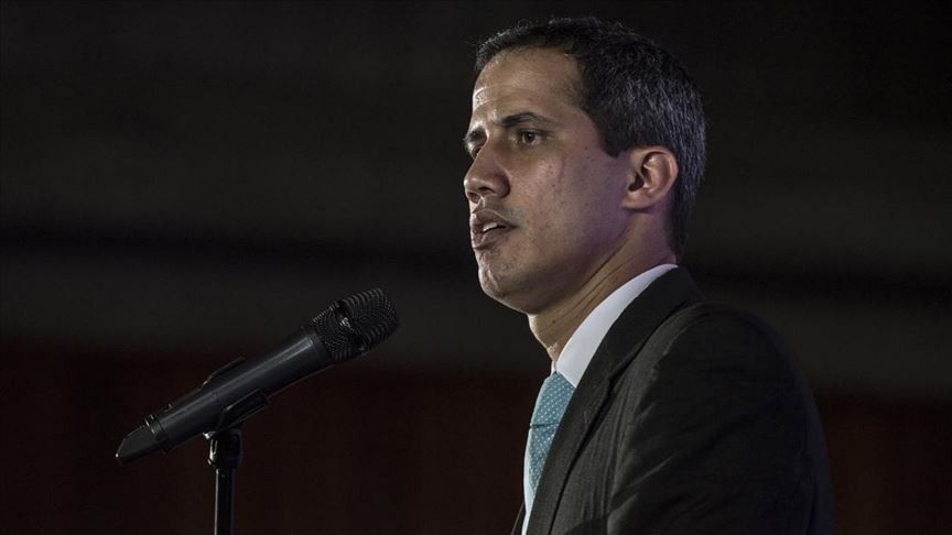 Guaidó e 27 ex-deputati condannati al divieto di ricoprire incarichi pubblici per prossimi 15 anni