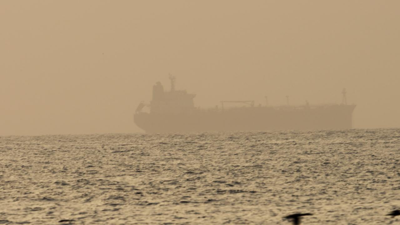 ایران نے خلیج بصرہ میں ایک آئل ٹینکر پر قبضہ کرلیا