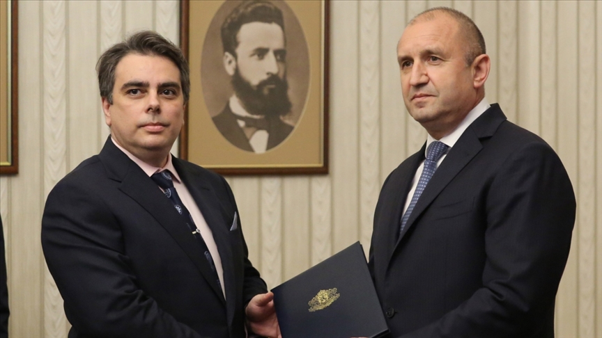 بلغاریہ کے صدر رومین رادیو  نے کابینہ کی تشکیل کا ٹاسک ’کیپ چینج‘ پارٹی کو دے دیا