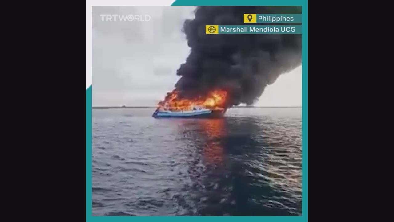 菲律宾一艘客轮起火