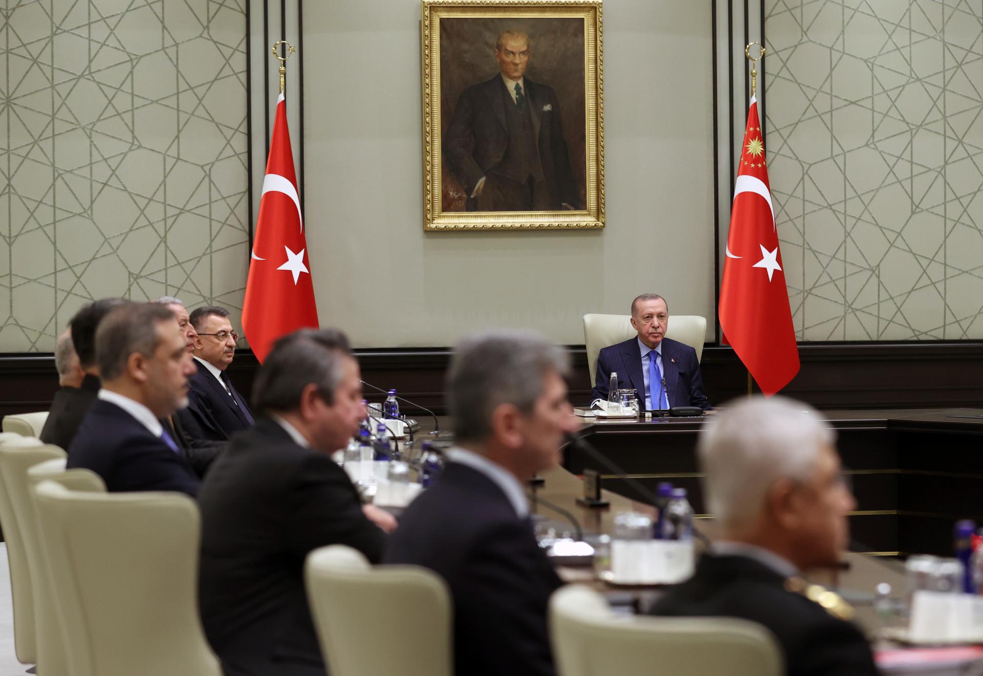 Vijeće nacionalne sigurnosti Turske pozvalo Rusiju i Ukrajinu da smanje napetost i djeluju razumno