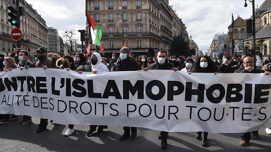 فرانسه ده قانون لایحه سی بیلن اسلام دشمن لیگی قاره لندی