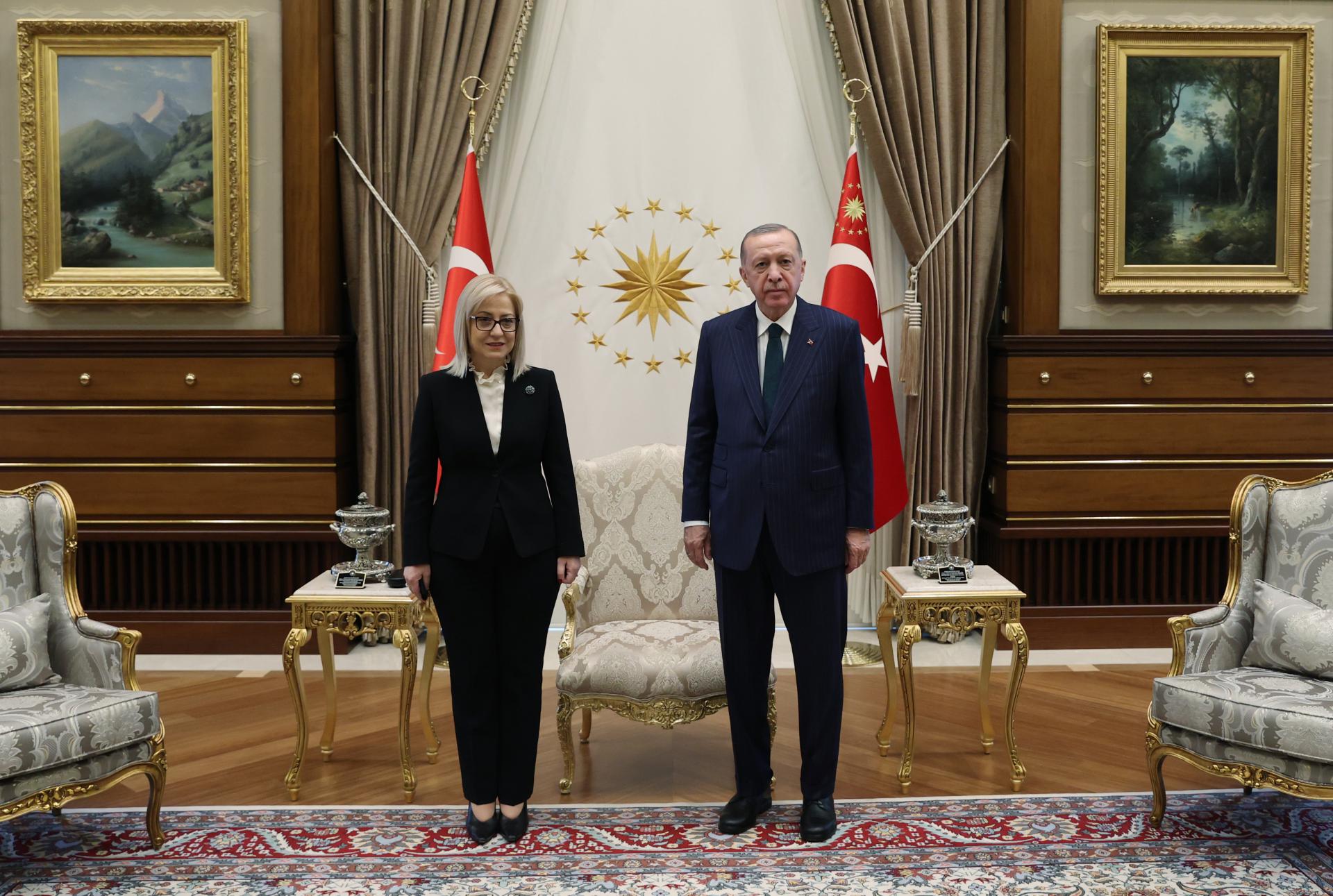 Presidenti Erdogan pret në takim Kryetaren e Kuvendit të Shqipërisë, Lindita Nikolla