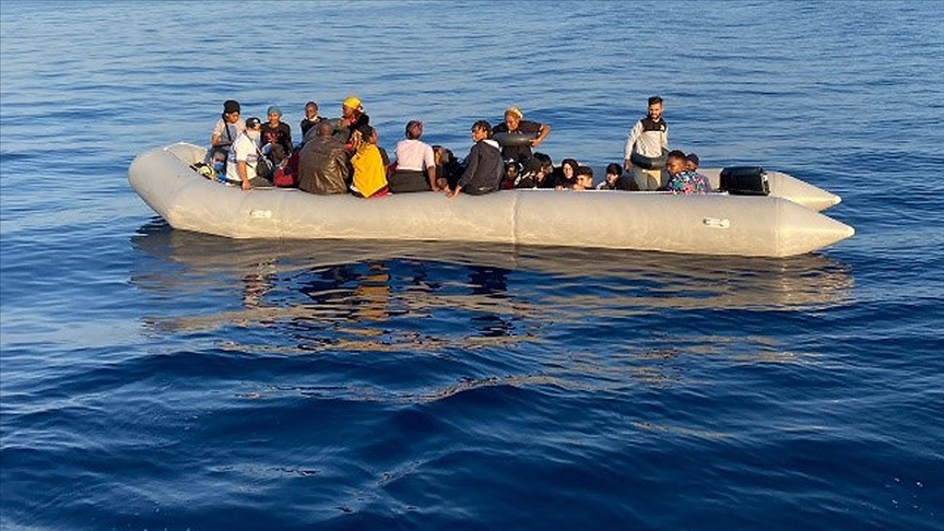 Se hundió un barco de migrantes en Túnez