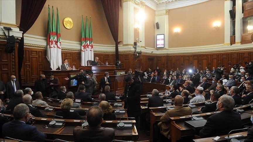 Algjeri - Parlamenti shënoi përvjetorin e masakrës së Parisit (1961)
