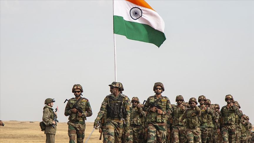 هند نیروهای بیشتری را به مرز چین و هند اعزام کرد