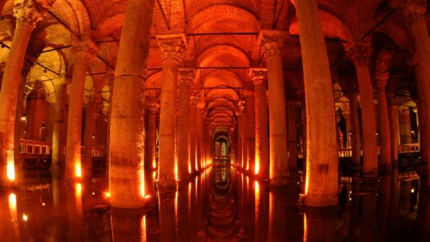 La mágica cisterna subterránea de Estambul