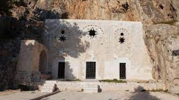 A primeira igreja do mundo numa caverna, em Antakya: a “Igreja de St. Pierre”