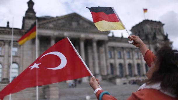 Turqit e Gjermanisë do të krijojnë partinë e tyre