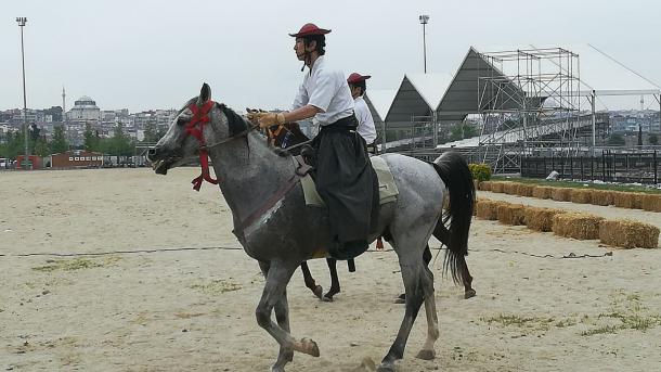 イベント情報 トルコ最大の民族スポーツの祭典 エスノ スポーツ カルチャー フェスティバル18 に日本の 流鏑馬 が初登場