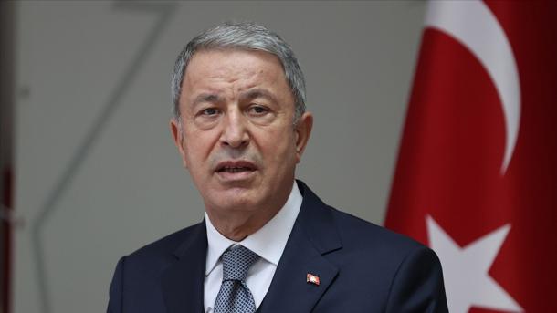 Akar: Turqia nuk do t'i tolerojë sulmet që planifikohen matanë kufirit | TRT  Shqip