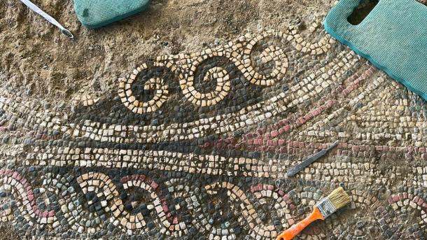 Se desentierran mosaicos de 1800 años de antigüedad en la ciudad antigua de Pompeiópolis