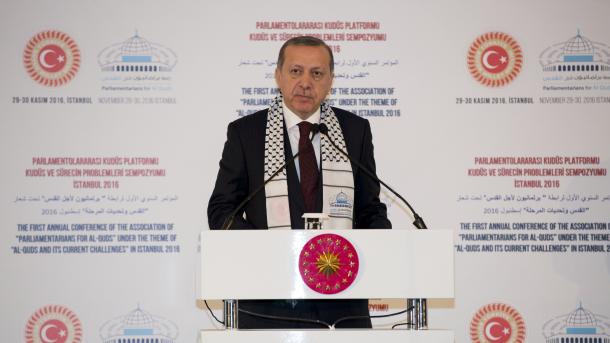Erdogan: Odgovornost svih muslimana je da se zauzmu za palestinsko pitanje