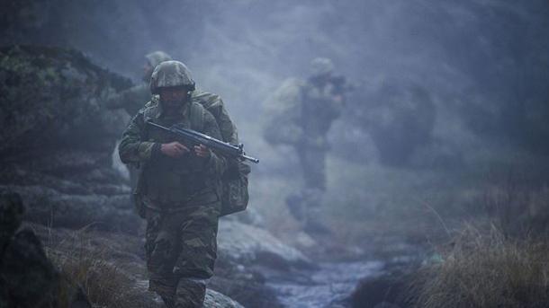 イラクとシリアから逃亡したテロリスト5人が投降