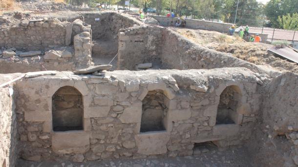 Anadolunun ən qədim yaşayış məskənlərindən biri - Harput antik şəhəri