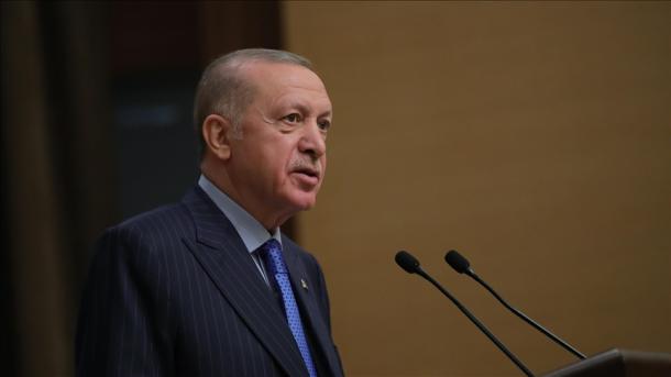 Erdogan: Lufta për të mbrojtur, zhvilluar dhe pasuruar turqishten është në thelb një luftë kombëtare | TRT  Shqip