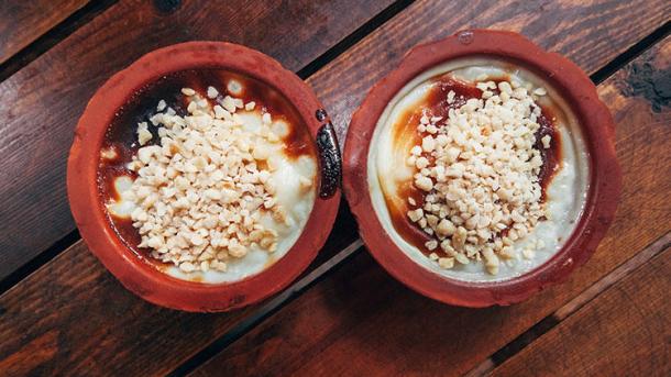 ¡Este pudín de arroz al horno no parece a otros pudines!