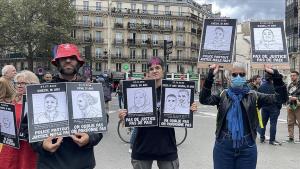 法国举行反种族主义和警察暴力示威活动
