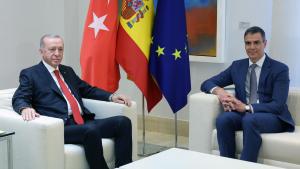 Prezident Erdogan Ispaniýanyň premýer ministri tarapyndan resmi dabara bilen garşylandy