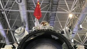 中国首位民间宇航员即将被送入太空
