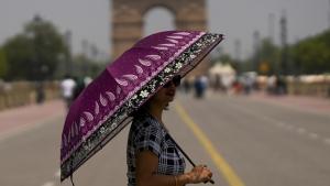 بھارت میں گرمی کا  پارہ چڑھ گیا،درجہ حرارت 50 ڈگری تک پہنچ گیا